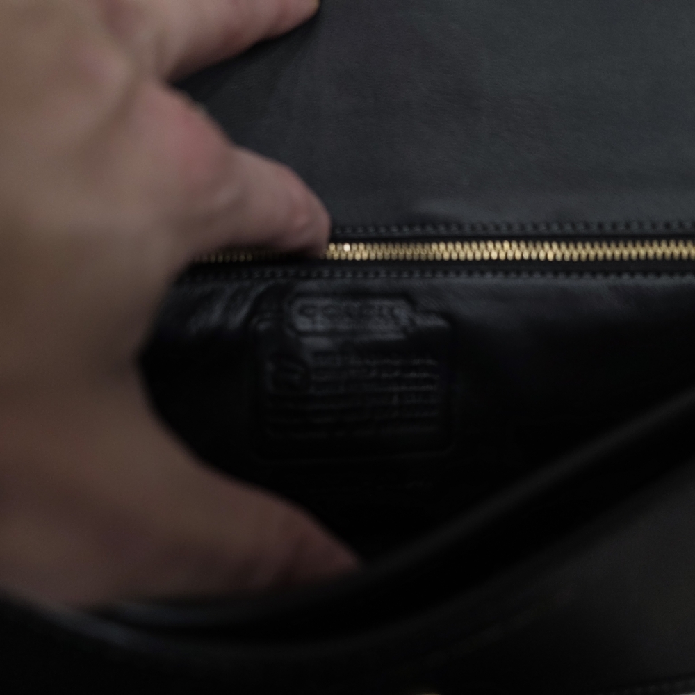 Coach Re-Edition "1974 The Dinky" Black Leather Shoulder Bag - Gorgeous - Picture 12 of 14